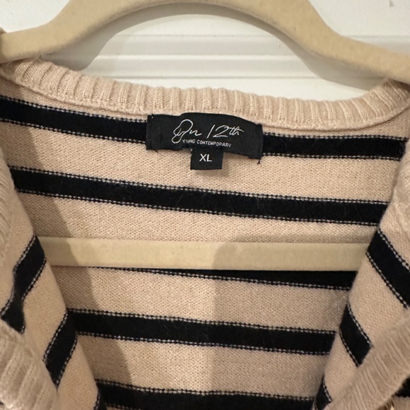 Cozy Light-Weight Fashion Vest - Picture 4 of 7